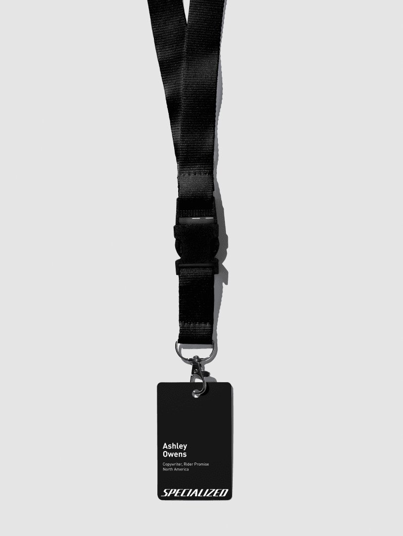 /images/specialized/name-badge.png